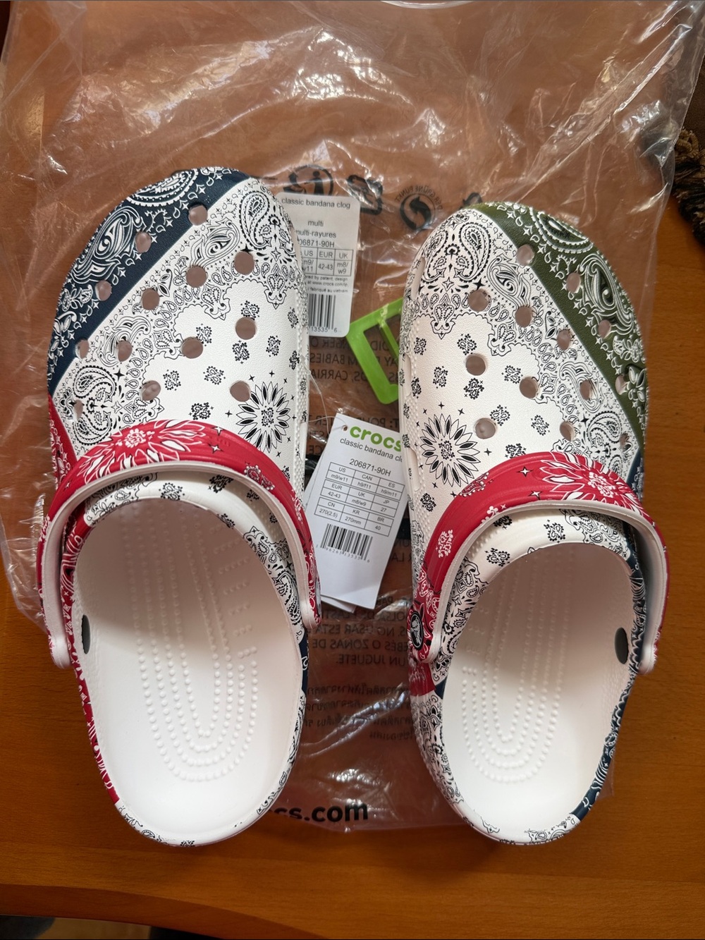 Crocs woman's ' Classic Bandana Clog - White with Red, Green, Navy Accents